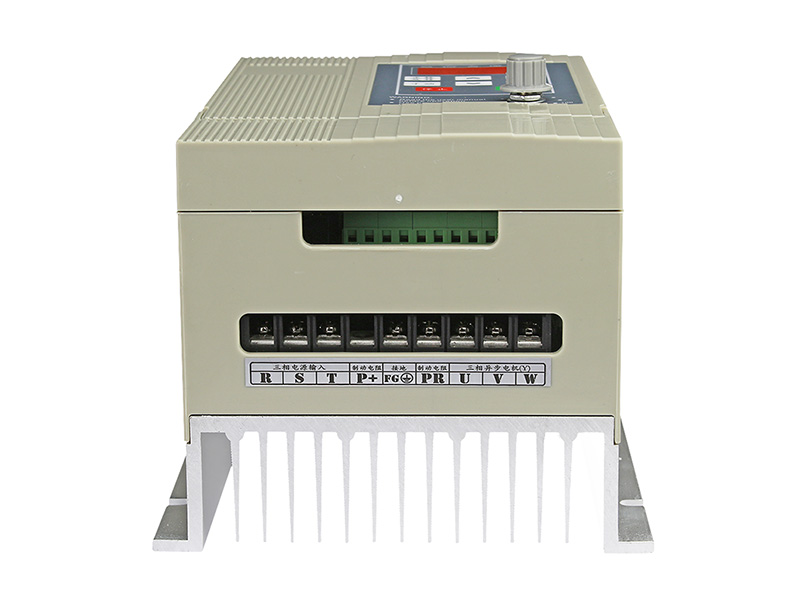 4000H通用變頻器，變頻器三相380V，變頻器廠家，電機(jī)變頻器