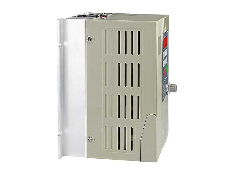 4000H通用變頻器，變頻器三相380V，變頻器廠家，電機變頻器